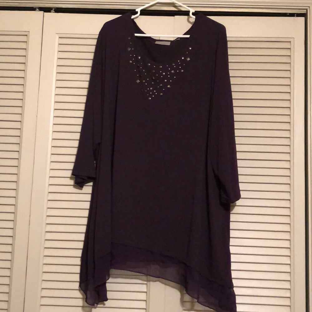 Avenue purple and dark gray